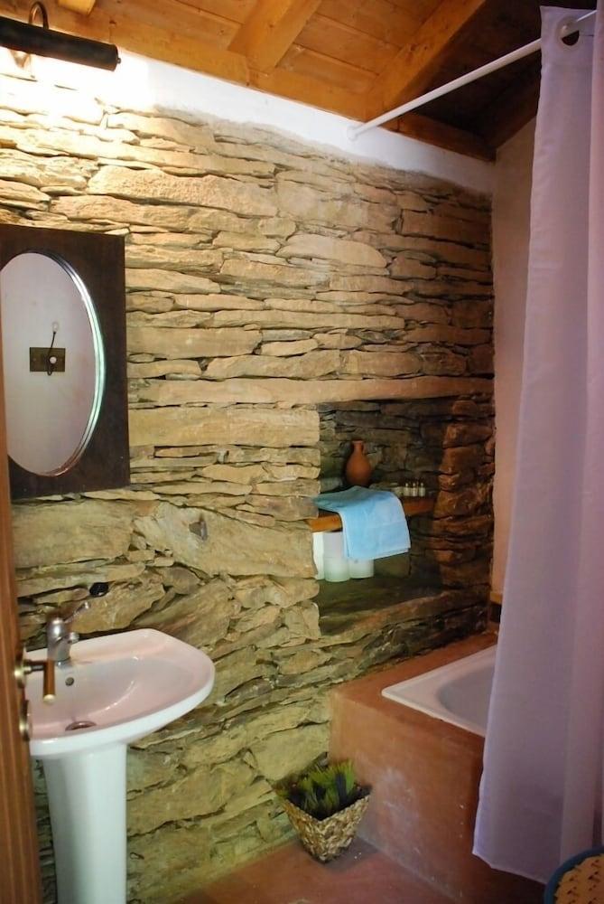 Casas Da Cerca Hotel Zambujeira do Mar Luaran gambar